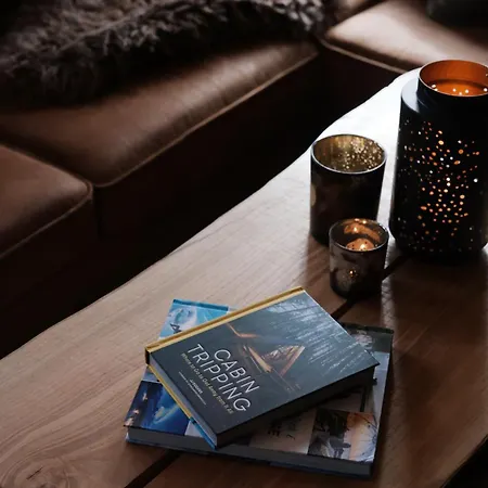 Koselig Sommer Og Vinterhytte *